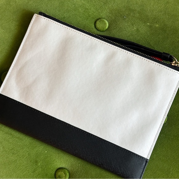 Kate Spade New York Haute Stuff Hot Sauce Clutch/Wristlet with Pepper Charms - Picture 3 of 4